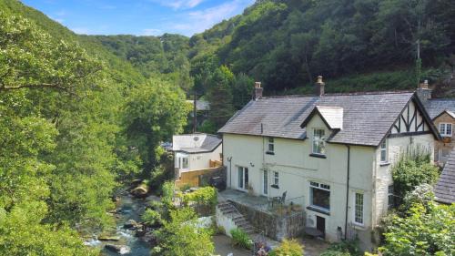 Lynton House | River Cottage in stunning location