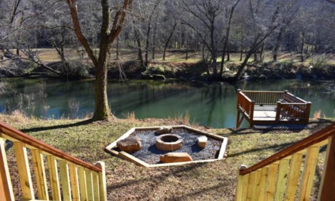 Mineral Bluff House | River Escape On The Toccoa