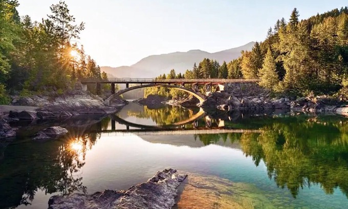 West Glacier House | RIVER HAUS: Glacier National Park's Iconic Home — The CLOSEST House to GNP
