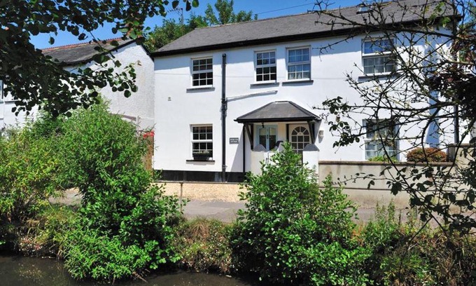 Lyme Regis House | River Lym Cottage