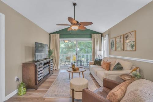 Carolina Forest House | River Oaks Resort Cozy Golf Course Unit 18F