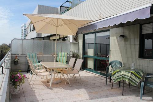 Lordelo do Ouro e Massarelos House | River & Ocean Studio