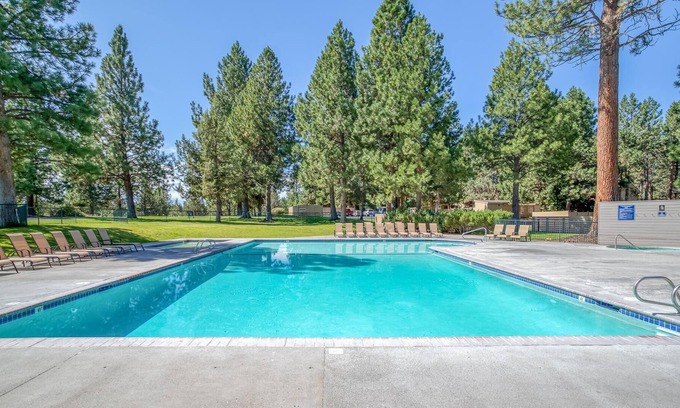 Century West Condo | River Ridge 428ab