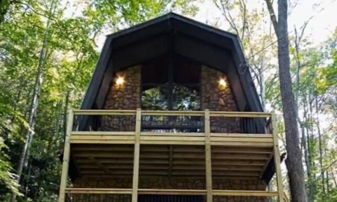 Walland Cabin | River Run: A-Frame Cabin by the Smoky’s on 5 Acres
