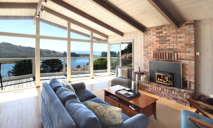 Jenner House | 'River Seascape' Views River Estuary to Pacific Ocean In Village of Jenner
