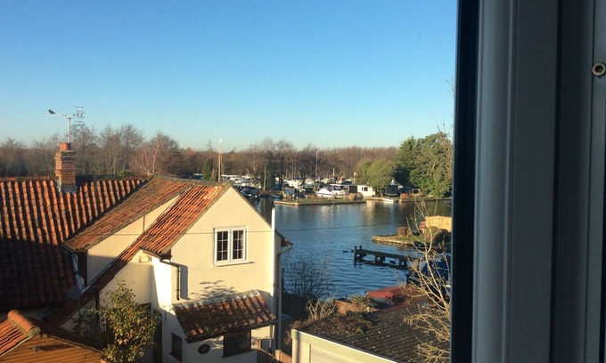 Horning Apartment | River view apartment Horning Norfolk Broads.