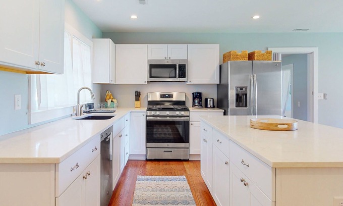 Hanahan House | River-view house close to attractions with pool, firepit, washer/dryer, & grill