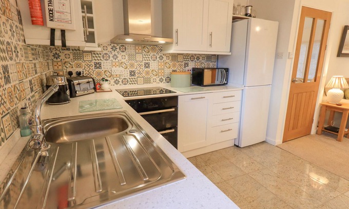 Kendal Cottage | River Walk