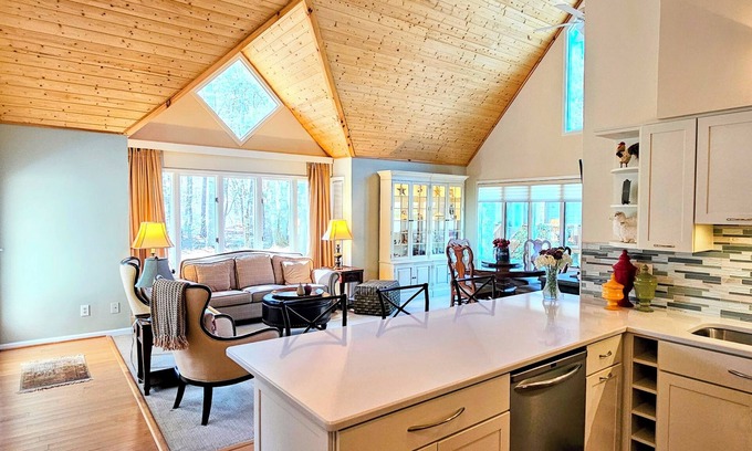 Sapphire Villa | River Walk of Sapphire Valley