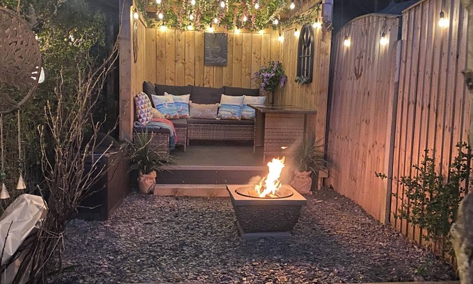 Thornton-Cleveleys Cottage | River Walks Cottage~Peaceful~Dog friendly ~Coastal~Thornton Cleveleys ~Blackpool