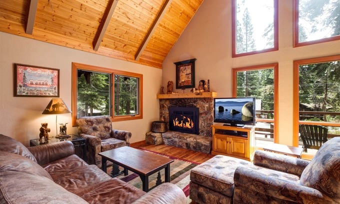 Carnelian Bay Cabin | Rivera Cabin, 5BD/3BA, In-Law Unit