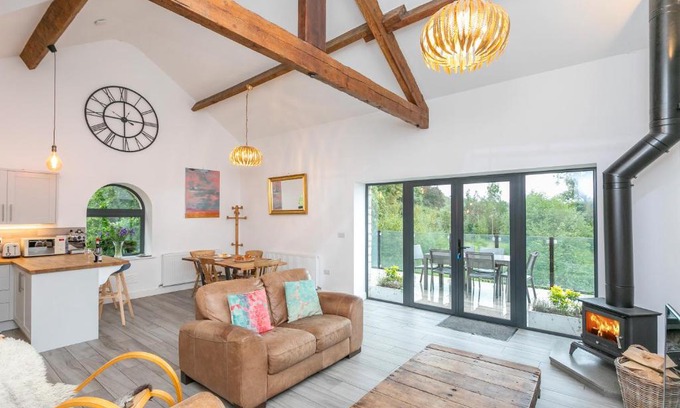 High Bentham House | Riverbank Cottage