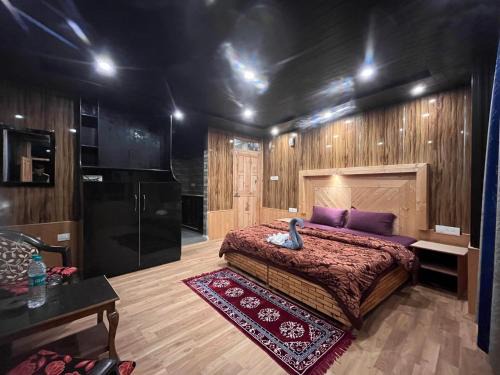 Vashist Bed & Breakfast | Riverbed Stays And Little Tibet Cafe