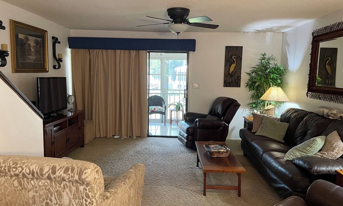 Welaka Condo | Riverbend - 2 Bedroom waterfront condo with spectacular views!