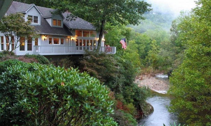 Burnsville House | Riverbend; 5 BR House on Mt. Mitchell Golf Course