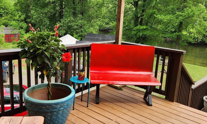 Austral Bed & Breakfast | Riverdell Arts Gatsby Room