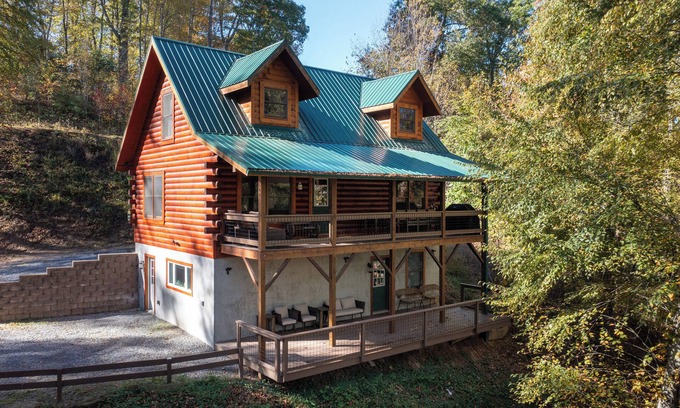 Clyde House | Riverfront-3 Luxury Homes on 500 Acres incl 5BR/3BA + 3BR/3BA + 2BR/2BA -Group B