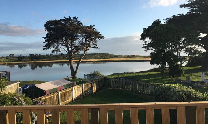 Waipu House | Riverfront Cottage Waipu