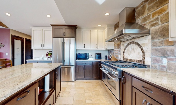 Wrightstown House | Riverfront home with pool, hot tub & sauna - perfect location