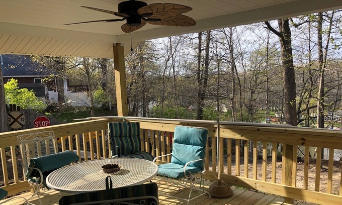 Monticello Cottage | Riverfront Home With Access to Lake Freeman