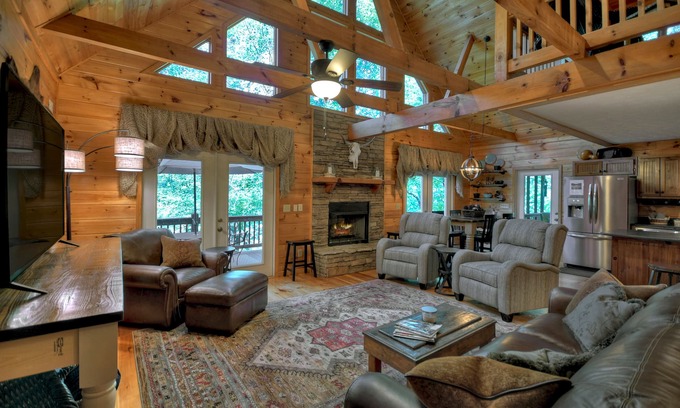 Ellijay Cabin | Riverfront, loud rapids, on tubing path - easy access (neighboring River's Echo)
