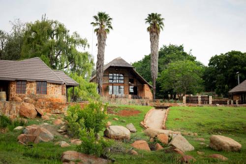 Tonteldoos Ski Chalet | Riverman Cabin Country Lodge - Tonteldoos