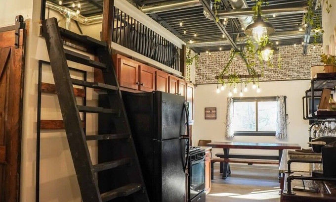 Niles Apartment | Rivers Edge Lofts - Unit 1