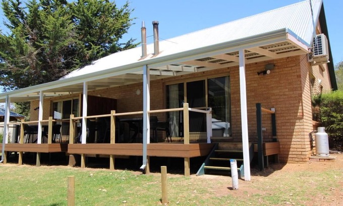 Augusta Cottage | Riverscape Cottage No.7 - Riverscape - unit 7 with views over the Blackwood River