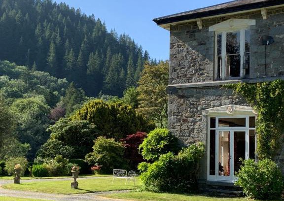 Betws-Y-Coed Apartment | Riverside apartment