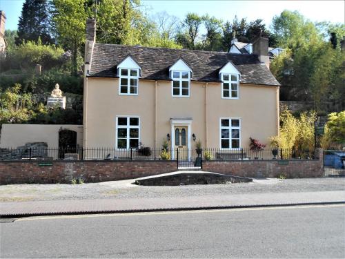 Coalbrookdale Bed & Breakfast | Riverside Bed & Breakfast