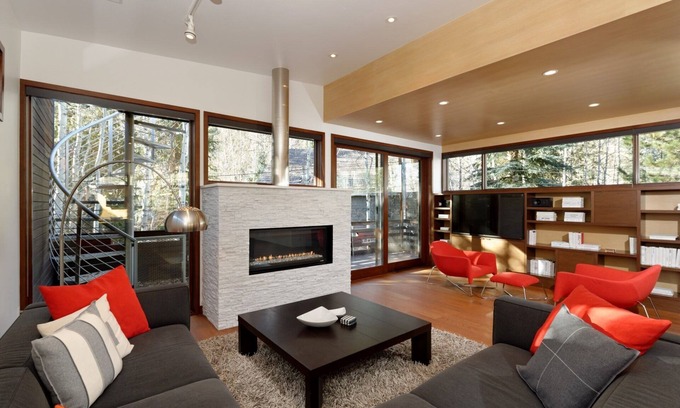 Aspen House | Riverside Drive Contemporary