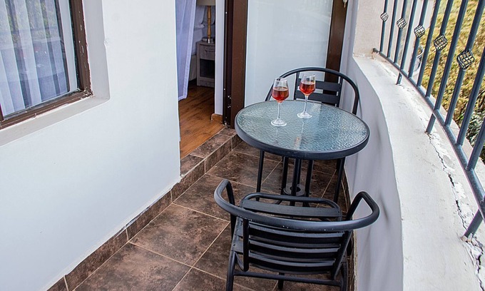 Lavington Apartment | Riverside Duplex