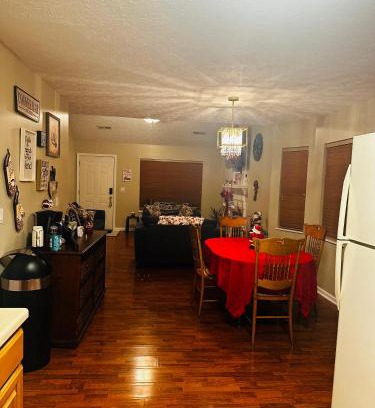 Sevierville House | Riverside Escape King Suite, and Queen Suite.