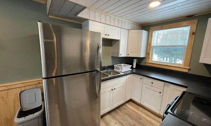 Greenville Junction Apartment | Riverside Lodge *West Outlet* (Close to Moosehead)