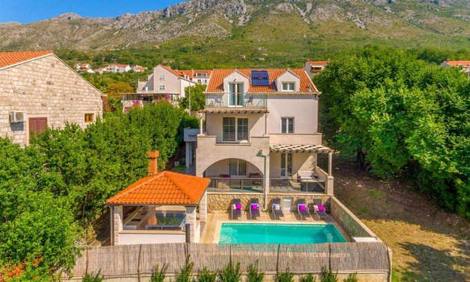 Mokosica Villa | Riverside Place in Dubrovnik
