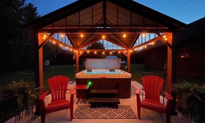 Killaloe Cottage | Riverside Retreat Killaloe-Log Cabin with Hot Tub!