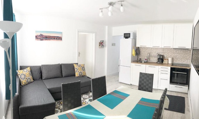 Ramingstein Apartment | Riverside Ski Apartment