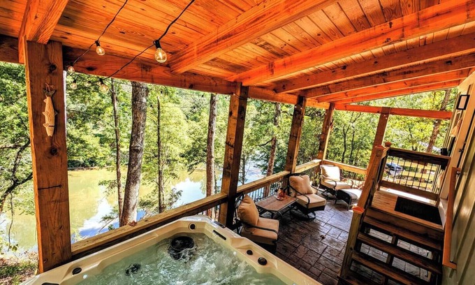 Cleveland House | Riversong Cabin