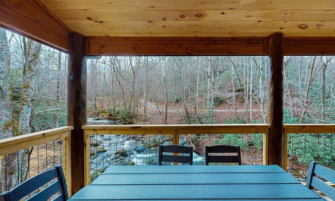Rocky Grove Cabin | Riverview cabin w/free attraction tickets, hot tub, firepit, arcade & air hockey