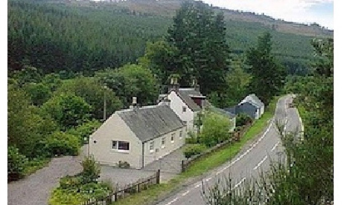 Glen Urquhart Cottage | RiverView Holiday Cottage - Loch Ness