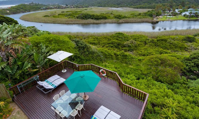 Wilderness House | RiverView