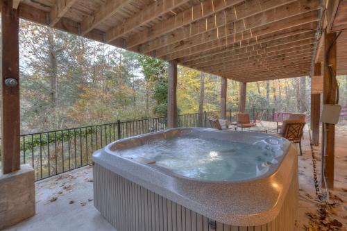 Blue Ridge Villa | Riverwatch on the Toccoa Relax by the river and soak in the hot tub