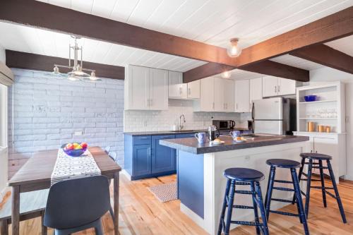 Moose Wilson Road Apartment | RMR: Aspens Loft B Condo in The AspensWilson WY