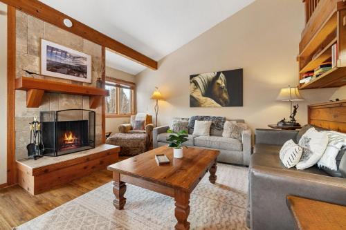 Moose Wilson Road Apartment | RMR: Thistle 921 Condo in The AspensWilsonWY