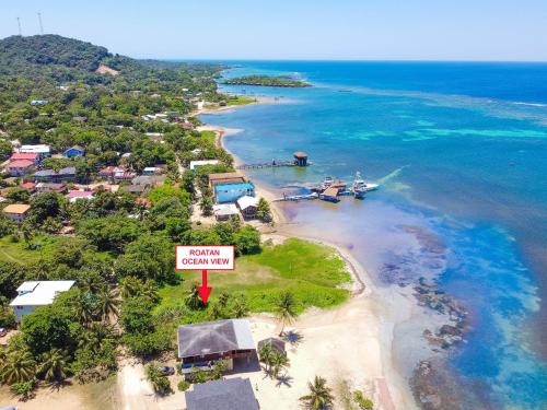 Antoneys Cay Apartment | Roatan Ocean View- 2nd floor apts