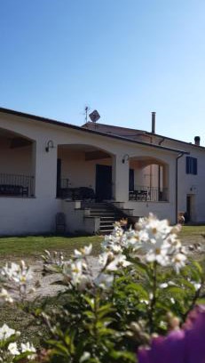 San Vincenzo House | Roberta appartamenti "Le Muratelle"