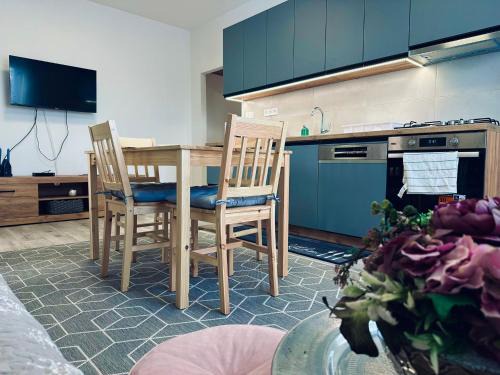 Pecs Apartment | Robin Apartman
