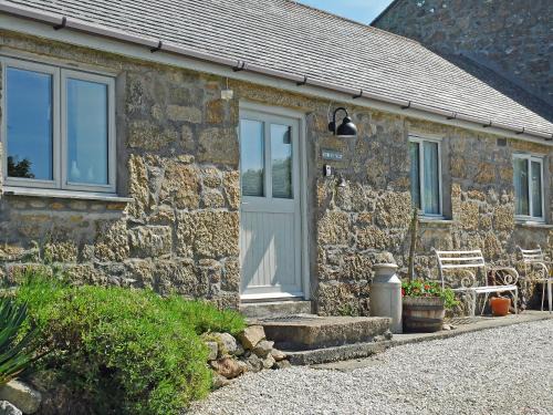 Penzance House | Robins Nest