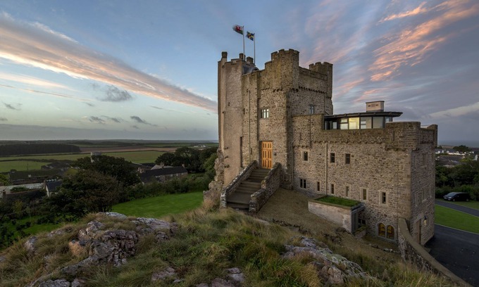 Roch House | Roch Castle Hotel