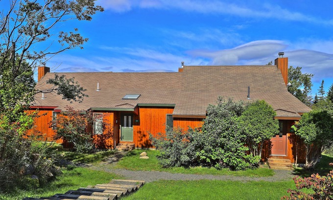 Rangeley Condo | Rock Pond Condo 45 - Beautiful Ski in/Ski out condo unit on Saddleback!